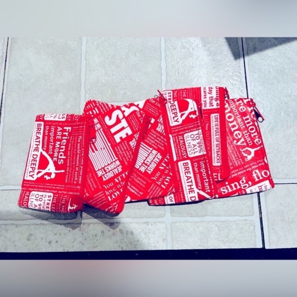 LULULEMON 6 piece wallets - Picture 1 of 1